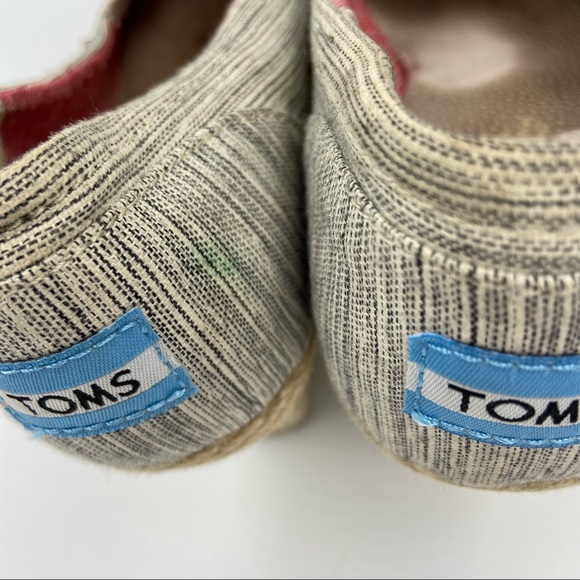 Toms Wedges Women's Size W 9.5 Gray White Striped Open Peep Toe Heels Sandals - Picture 4 of 9